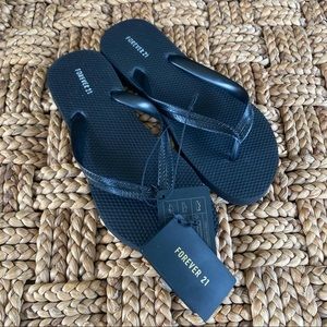Forever 21 Black Flip Flops